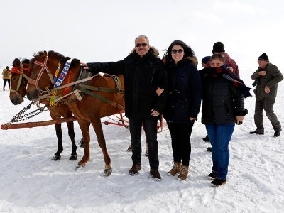 Çıldır Gölü’ne yoğun ilgi