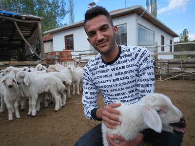 Genç girişimci köyünde örnek oldu