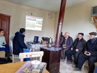 Kahramanmaraş’ta hastalık ve zararlılarla ilgili eğitim