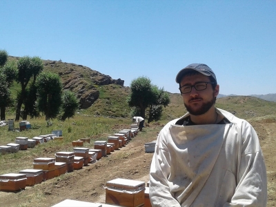 Genç arıcı 2900 rakımda organik bal üretiyor