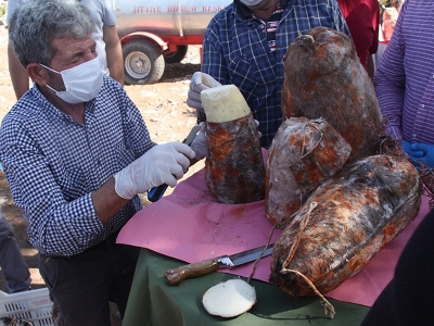 Bu peynirler fabrikadan değil mağaradan