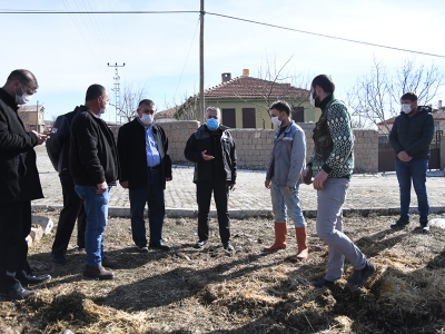 Saman balyaları yanan üreticiye destek