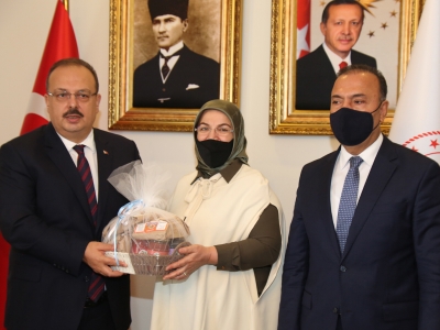 Kadın gücüne anlamlı kutlama