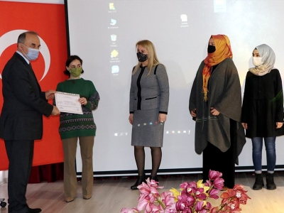 Tarlalar kadın elinden şifalı bitkilerle yeşerecek