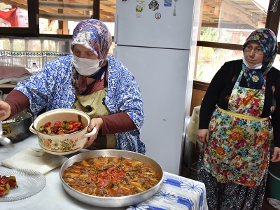 Kadınların el emeğine rağbet yoğun
